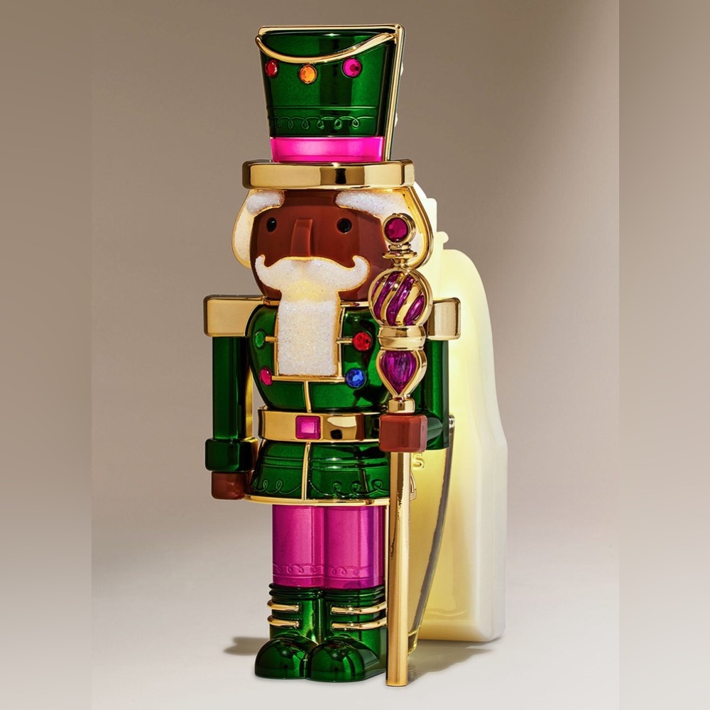 New Bath & Body Works Nutcracker Wallflower Christmas Light Up Plug In Scent